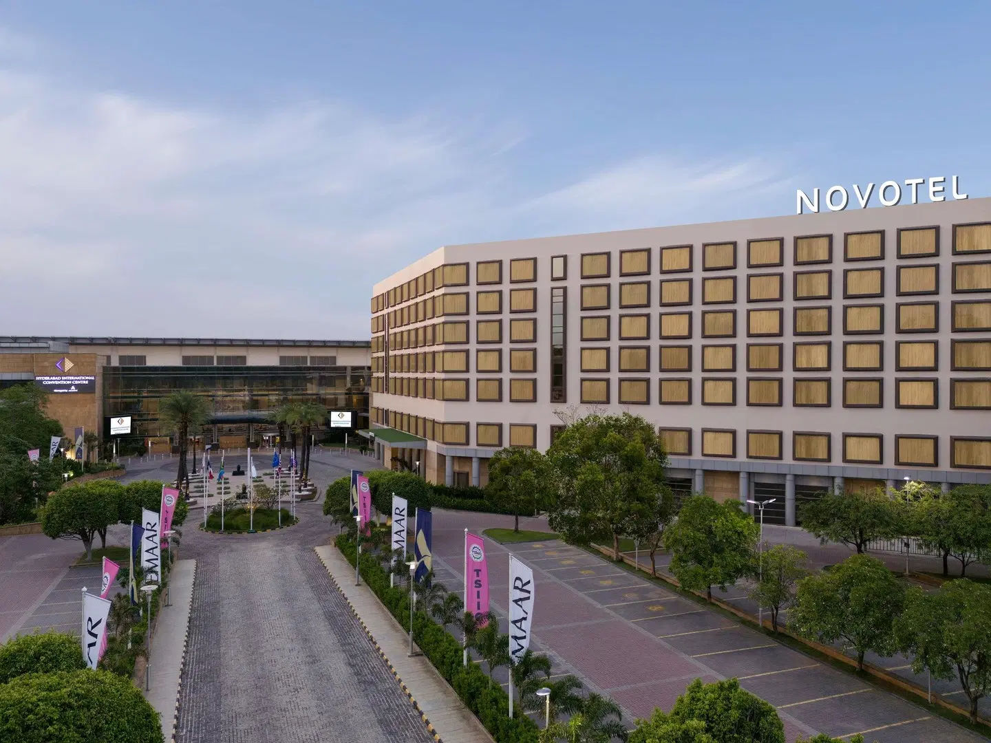 Novotel Hyderabad Convention Centre Hotel EXTERIOR