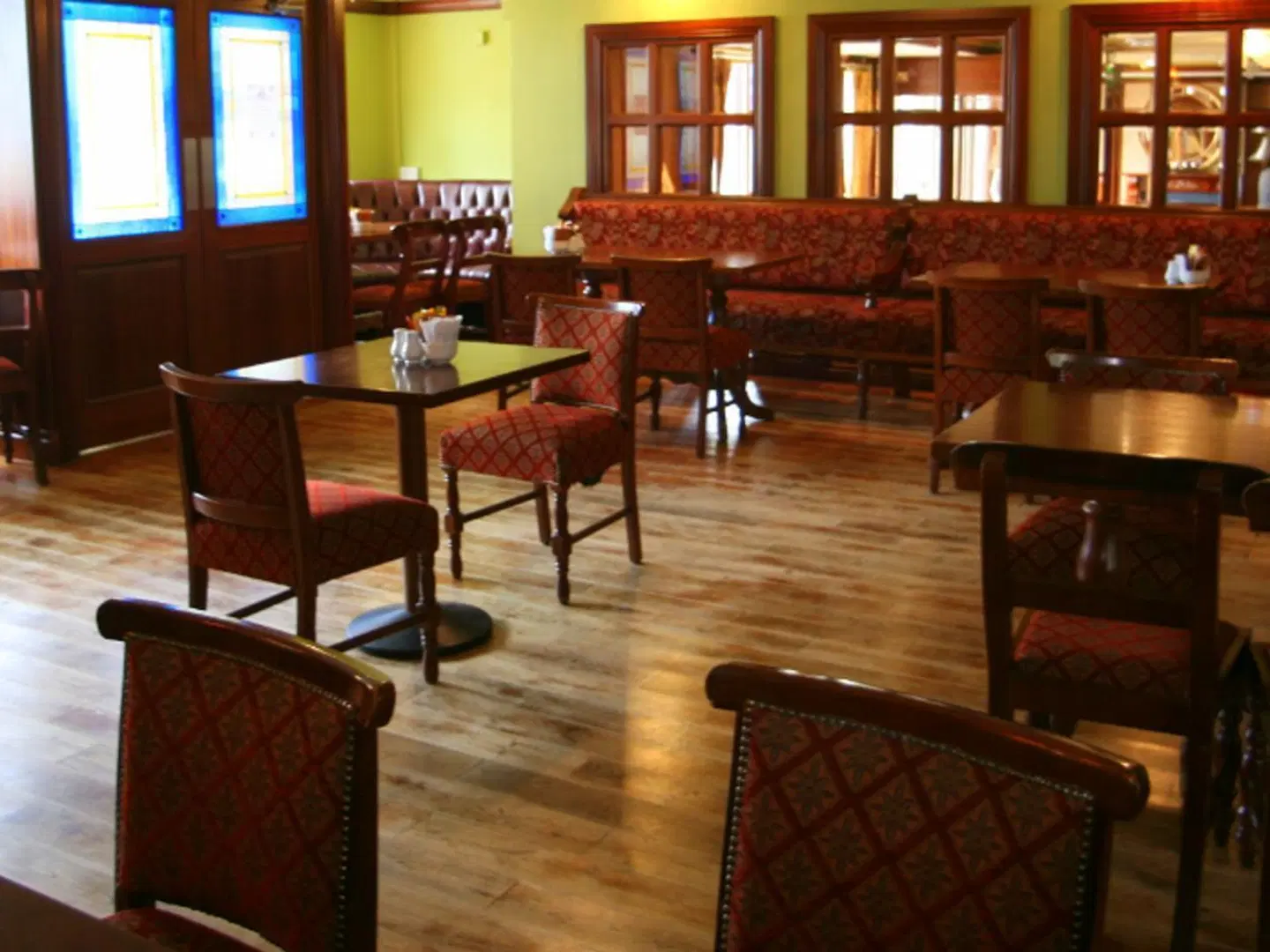 Newport Restaurant