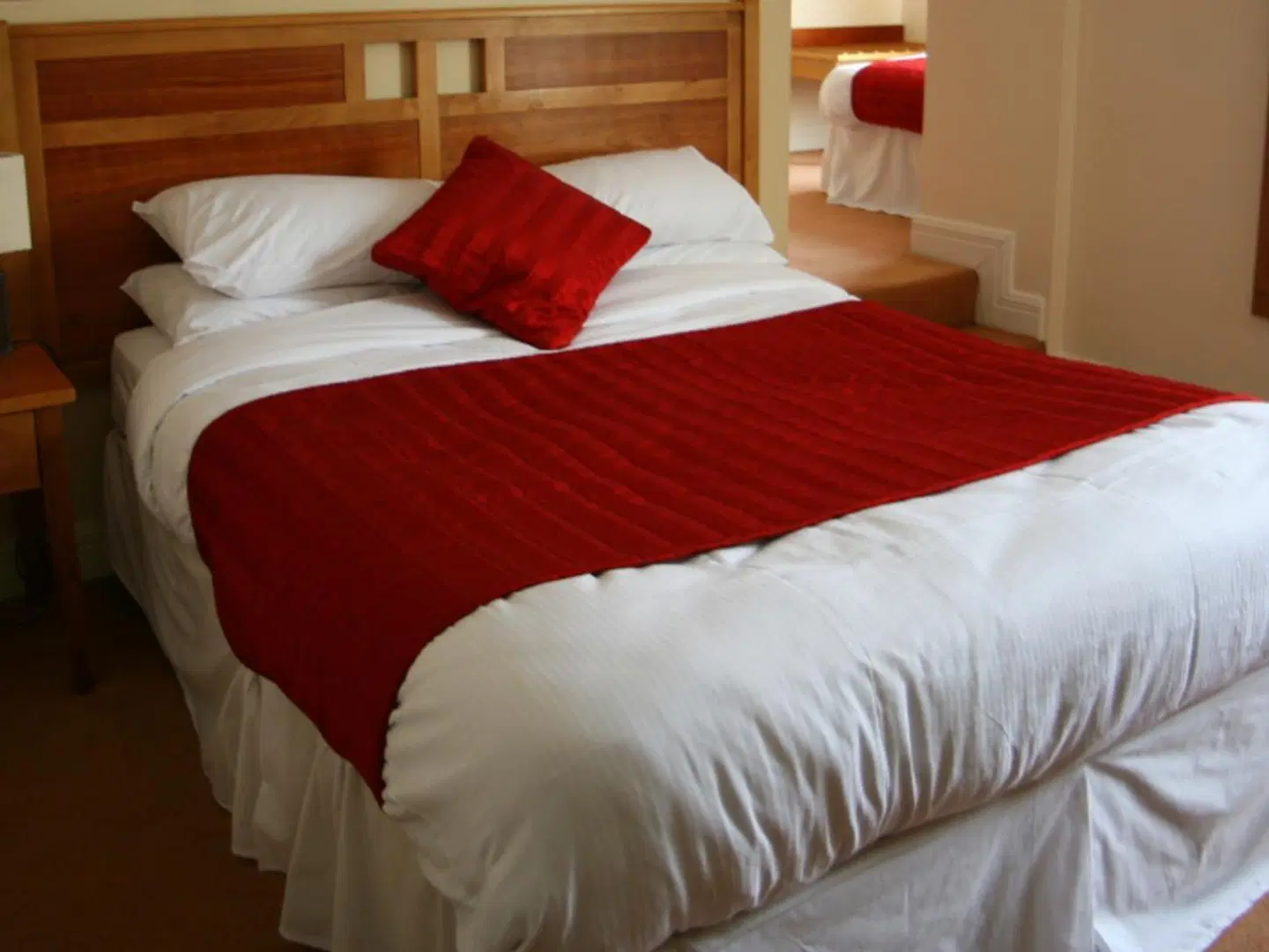 Newport ROOM_EXAMPLE
