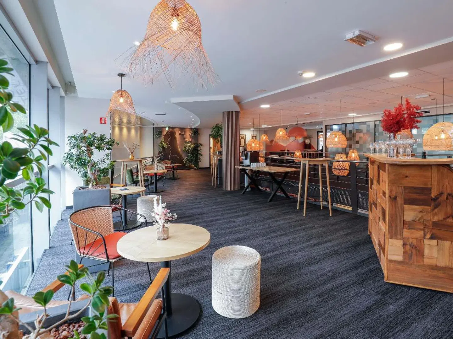 Novotel Luxembourg Centre Hotel Bar