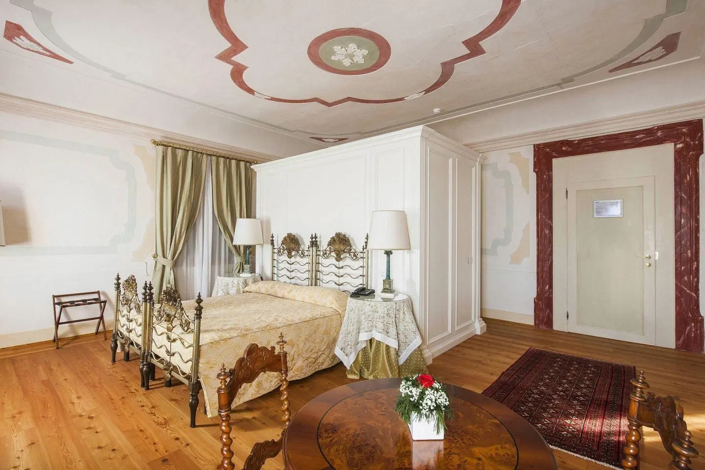 Relais Villa Cornér Della Regina ROOM_EXAMPLE