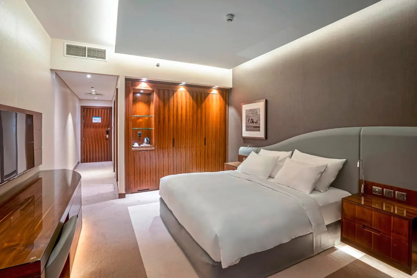 Radisson Blu Hotel, Dubai Waterfront ROOM_EXAMPLE