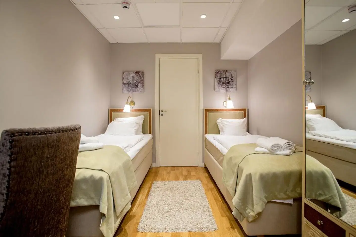 Point ROOM_EXAMPLE