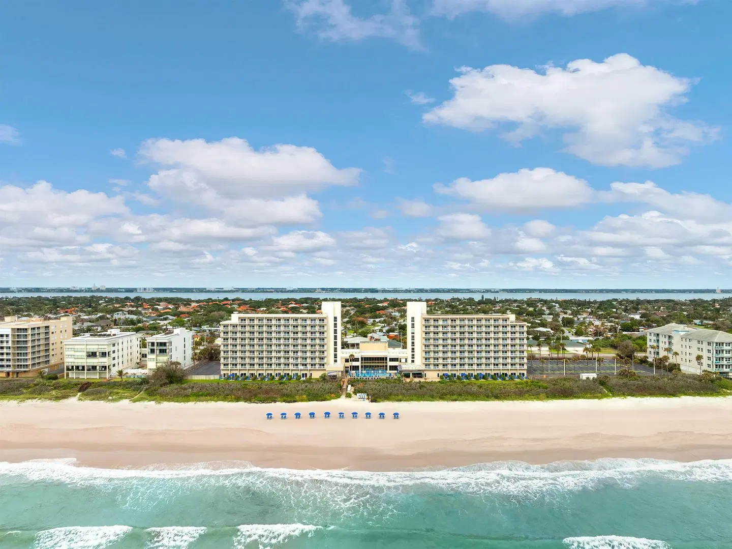 DoubleTree Suites by Hilton Melbourne Beach Oceanfront EXTERIOR