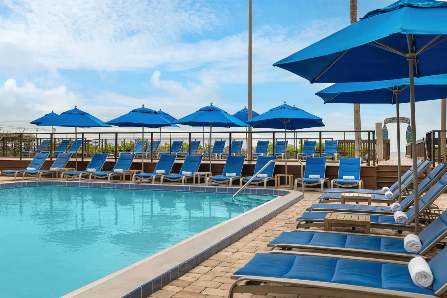DoubleTree Suites by Hilton Melbourne Beach Oceanfront OUTDOOR_POOL