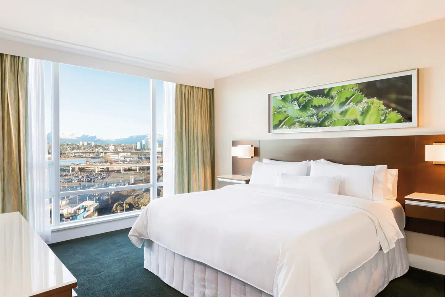 The Westin Wall Centre Vancouver Airport ROOM_EXAMPLE