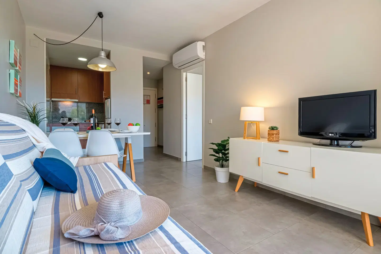 Estival Park Apartments ROOM_EXAMPLE