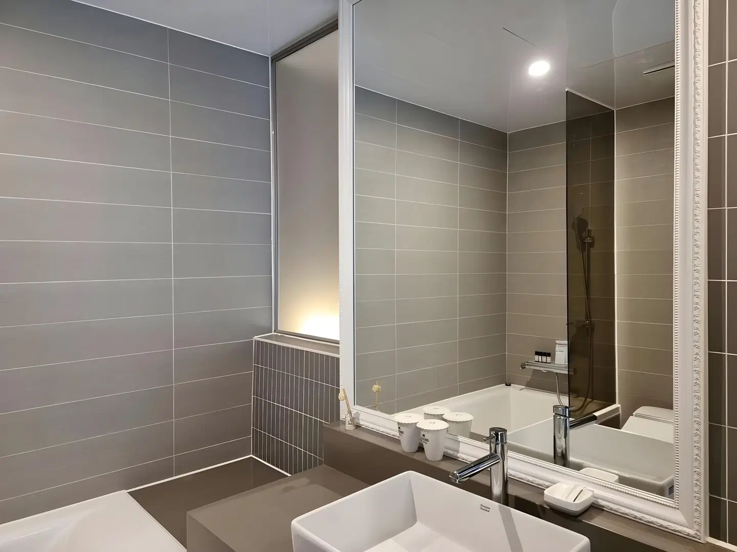 Hound Hotel Busan Station Badezimmer