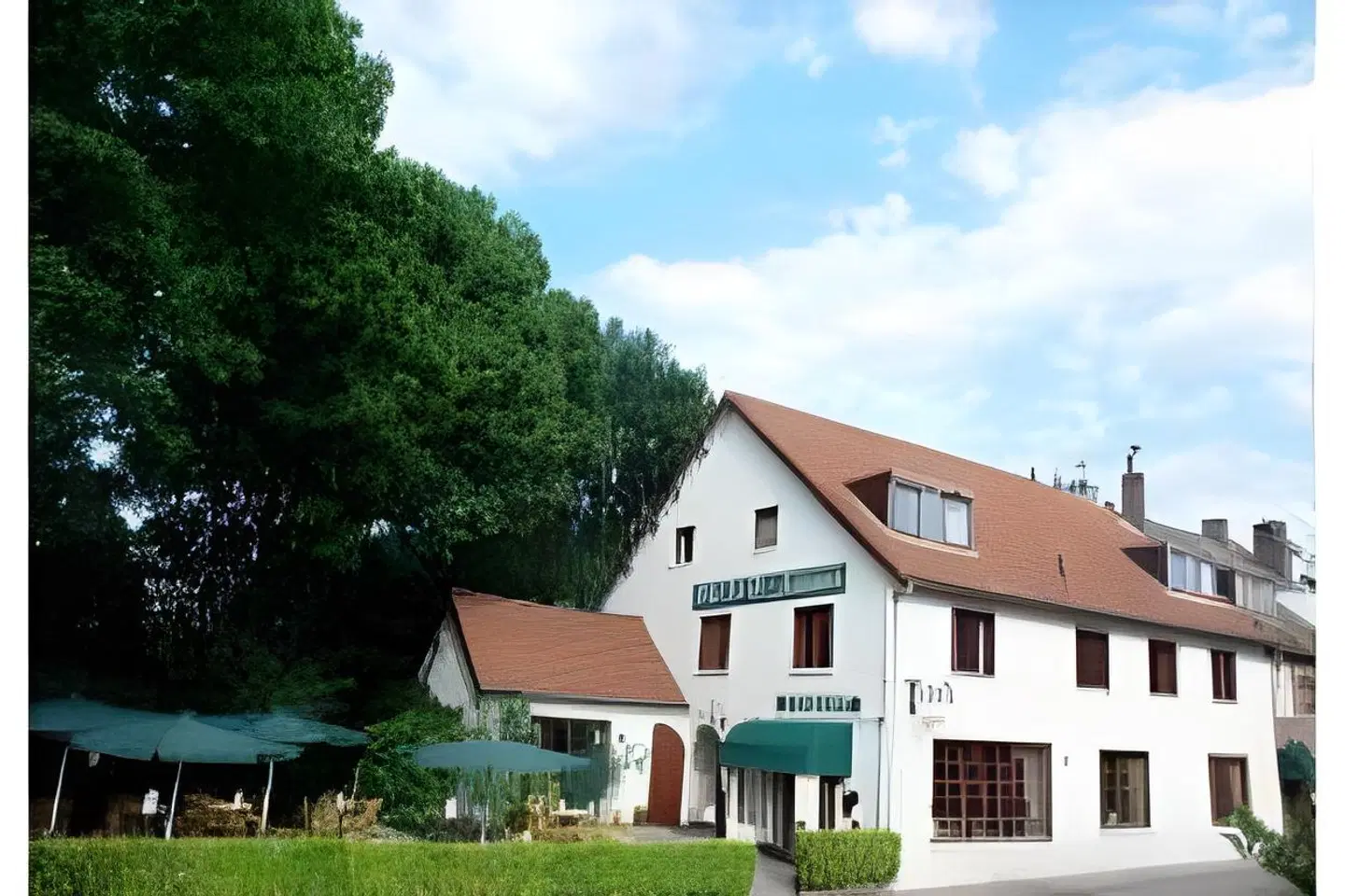 De Vier Jaargetijden EXTERIOR