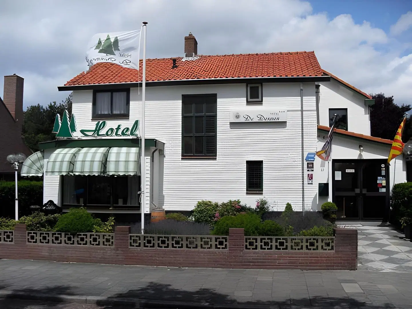 De Dennen EXTERIOR