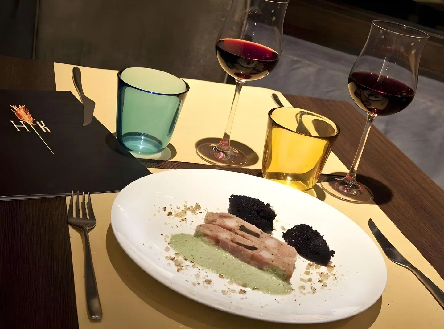 Dona Palace Restaurant