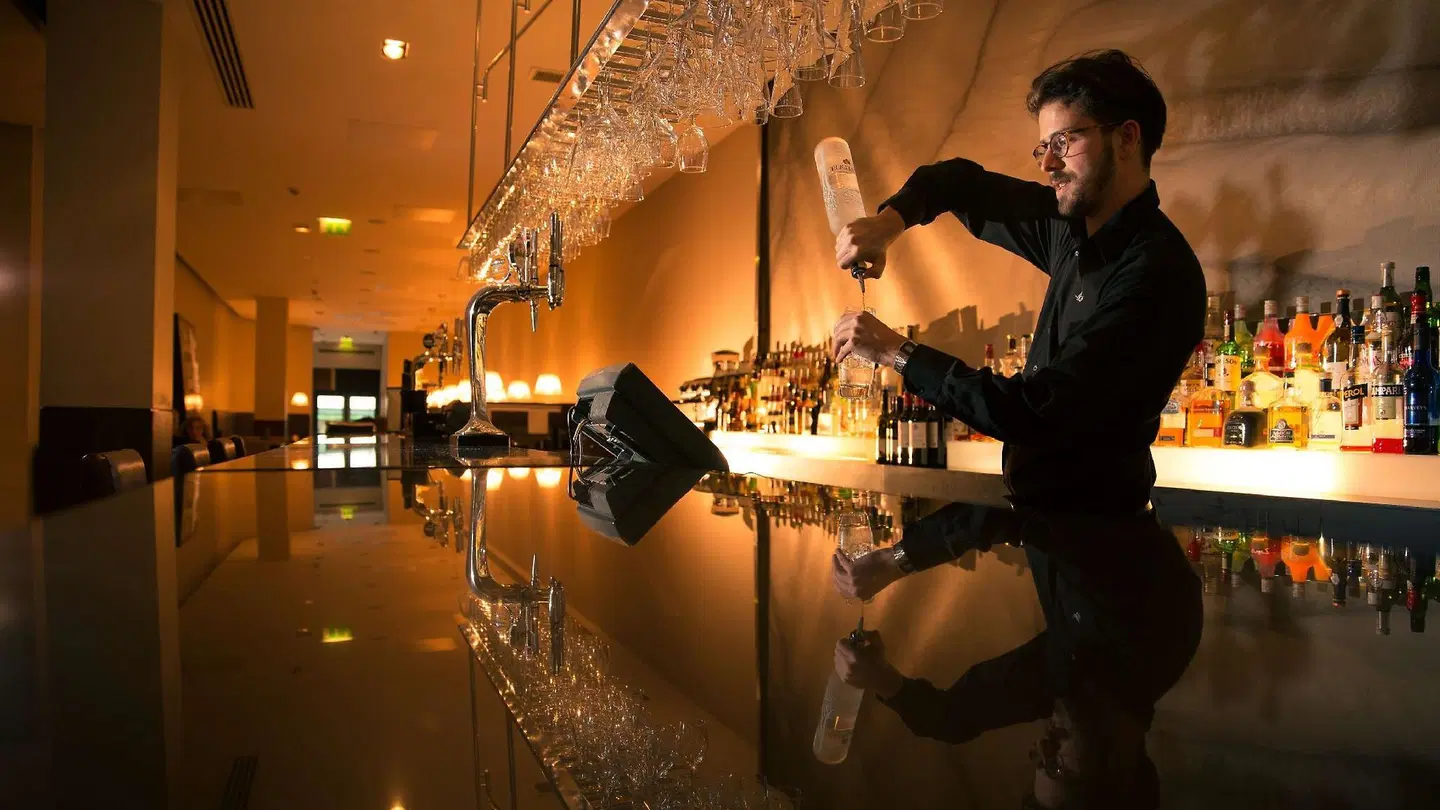Park Plaza Cardiff Bar