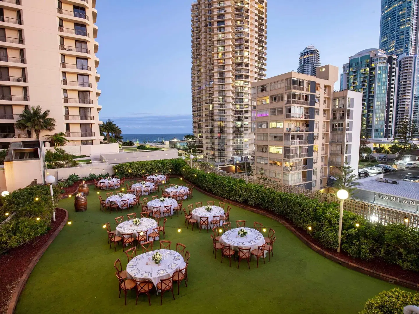 Novotel Surfers Paradise Garten