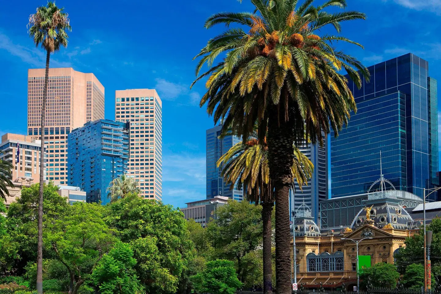 Sheraton Melbourne Hotel EXTERIOR