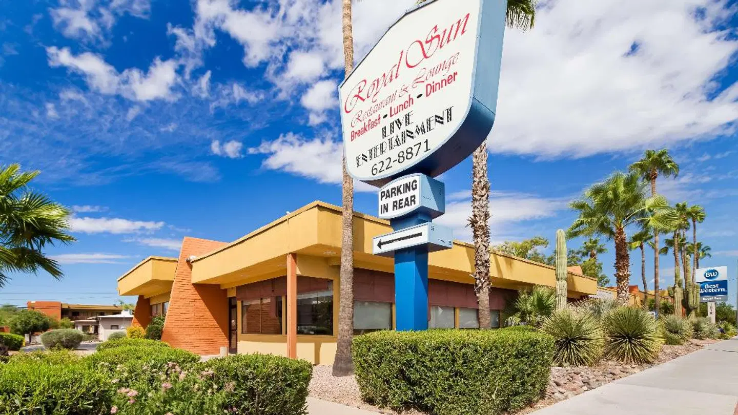 Best Western Plus Royal Sun EXTERIOR