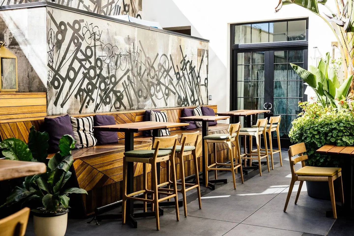 Kimpton La Peer Hotel by IHG Bar