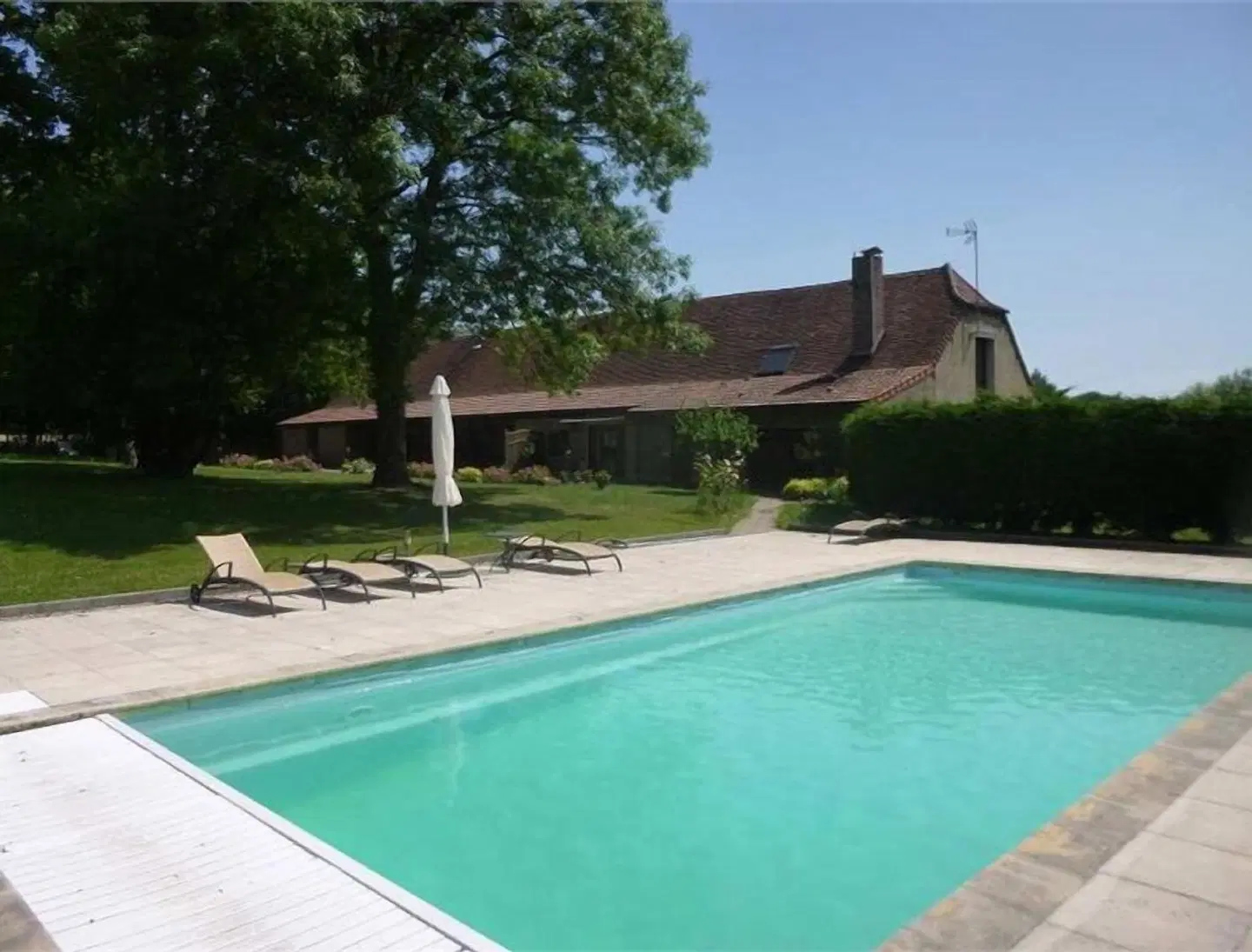 La Ferme d'Aristide OUTDOOR_POOL