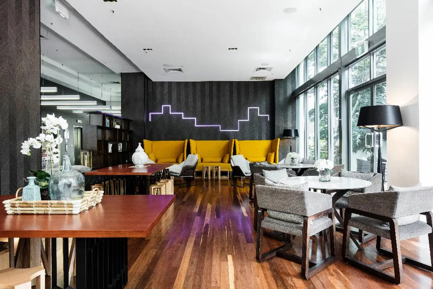 Amora Hotel Brisbane LOUNGE_LOBBY