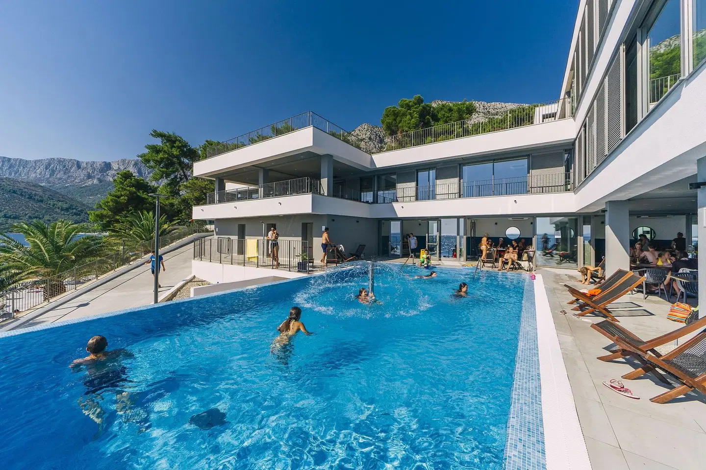 Morenia All Inclusive Hotel OUTDOOR_POOL