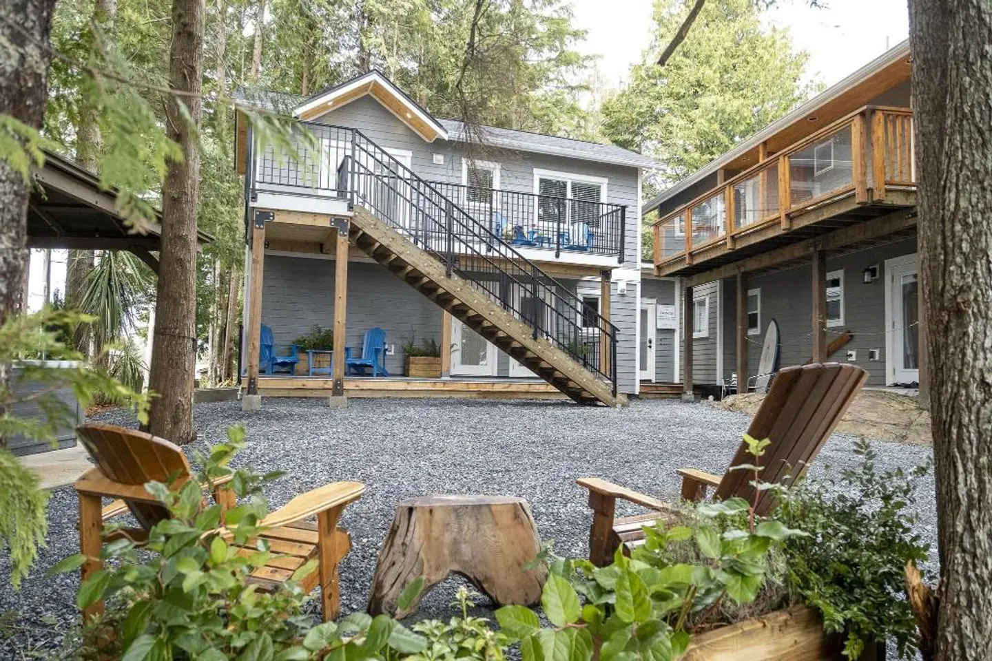 The Francis Boutique Inn EXTERIOR