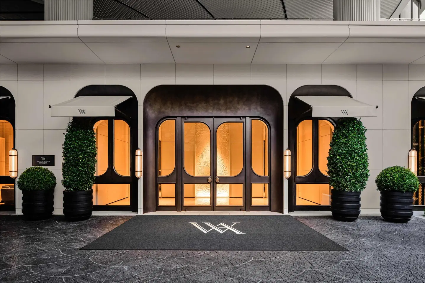 Waldorf Astoria Shanghai Qiantan EXTERIOR