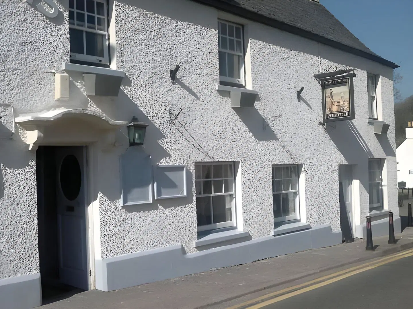 The Three Tuns EXTERIOR