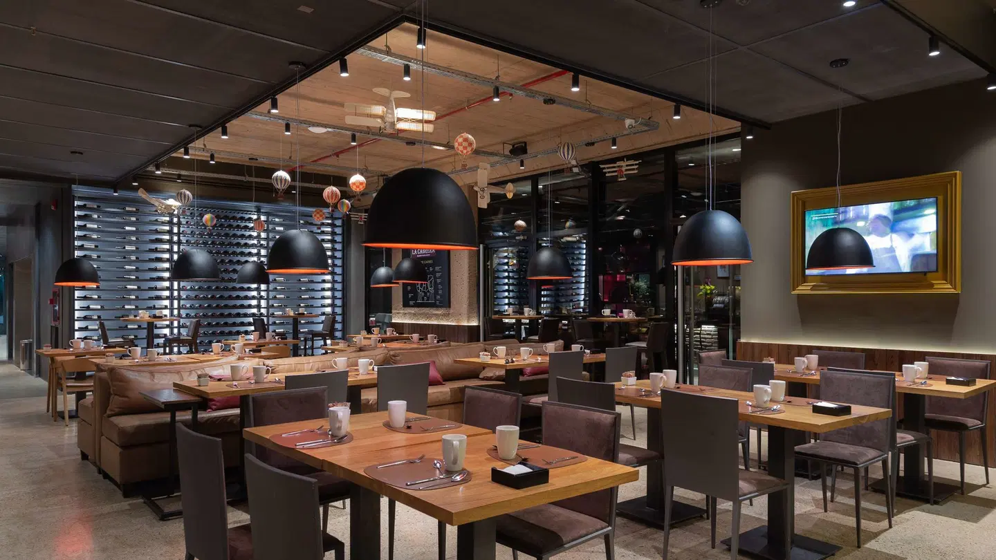 Hualta Hotel Mendoza, Curio Collection by Hilton Restaurant