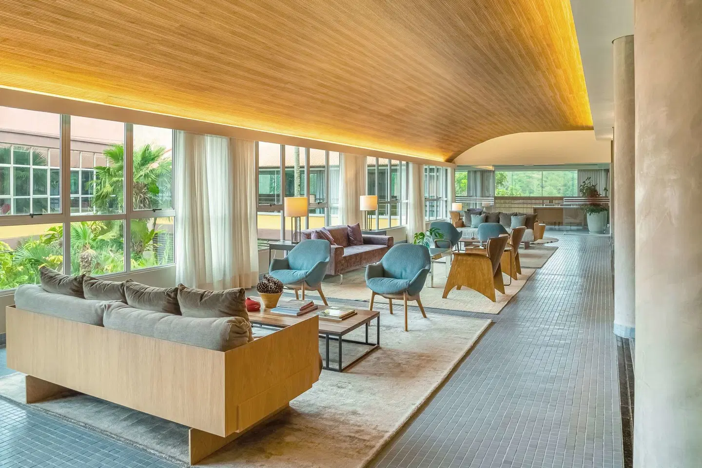 Almenat Embu das Artes Sao Paulo, Tapestry Collection by Hilton LOUNGE_LOBBY