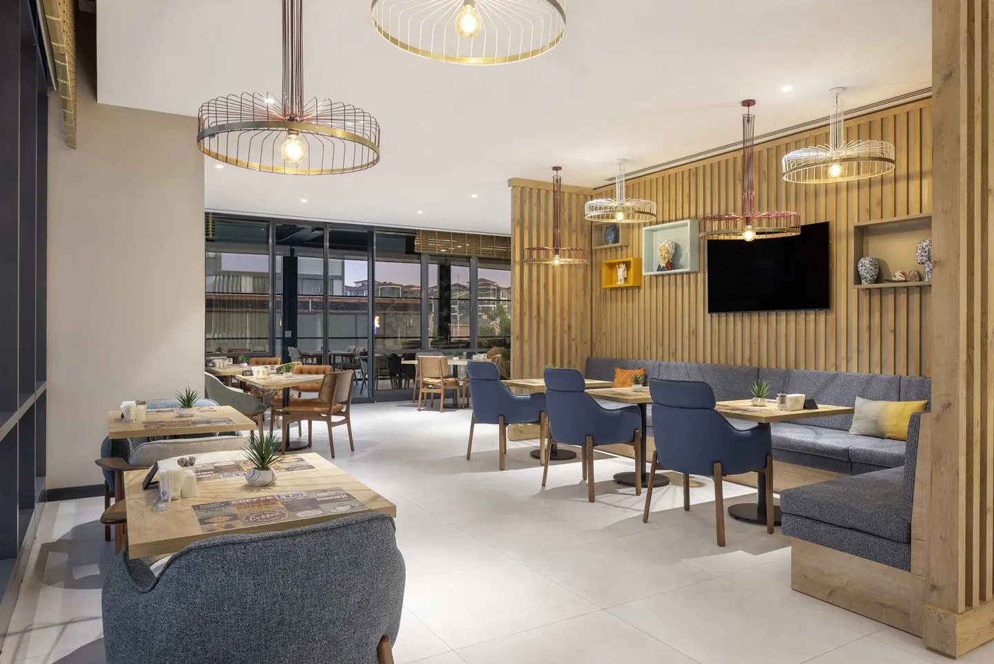 Hampton By Hilton Cerkezkoy Restaurant