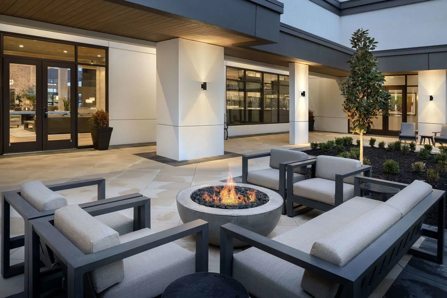 Embassy Suites by Hilton Bowling Green LOUNGE_LOBBY