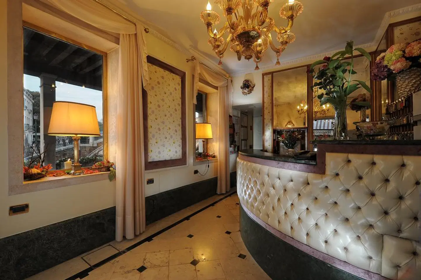 Hotel Arlecchino Bar