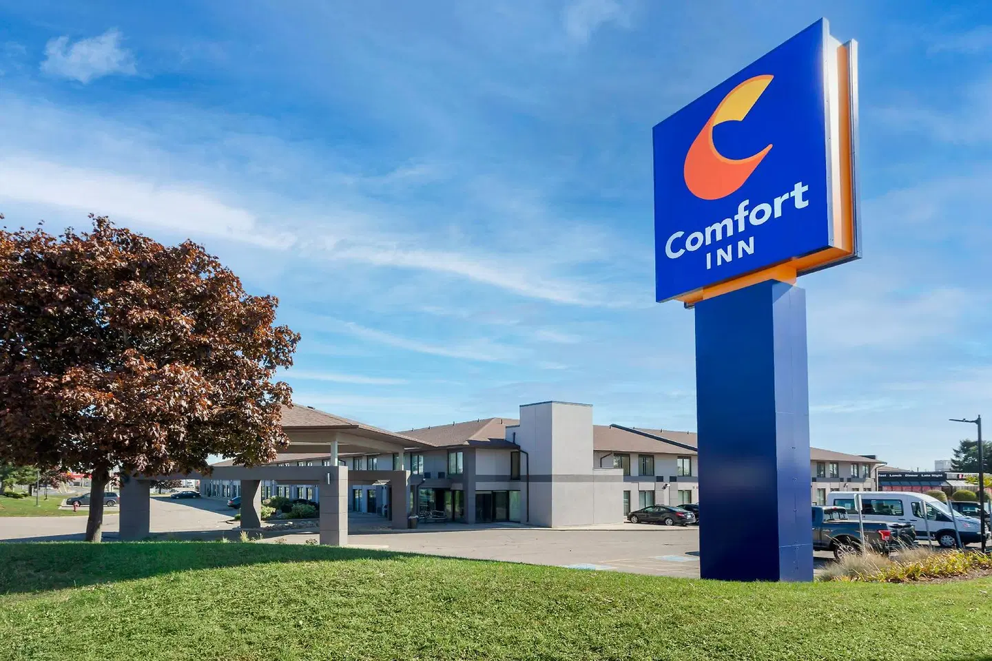 Comfort Inn Airport West EXTERIOR