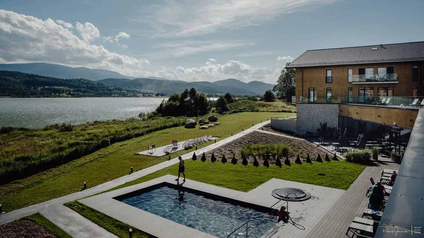 Lake Hill Resort & Spa EXTERIOR