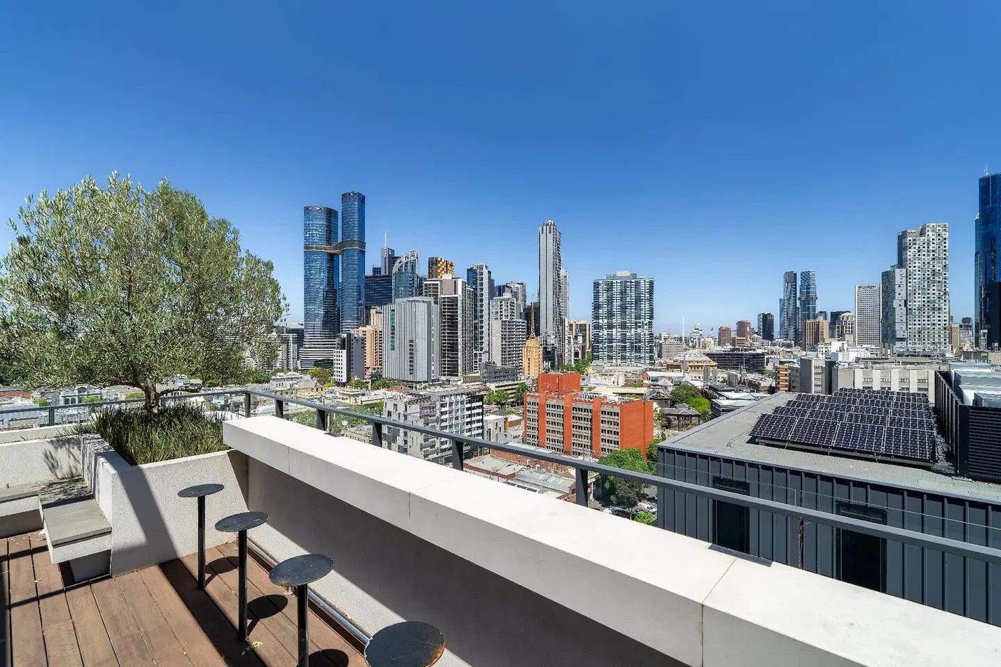The Eminence Apartments by CLLIX Terrasse