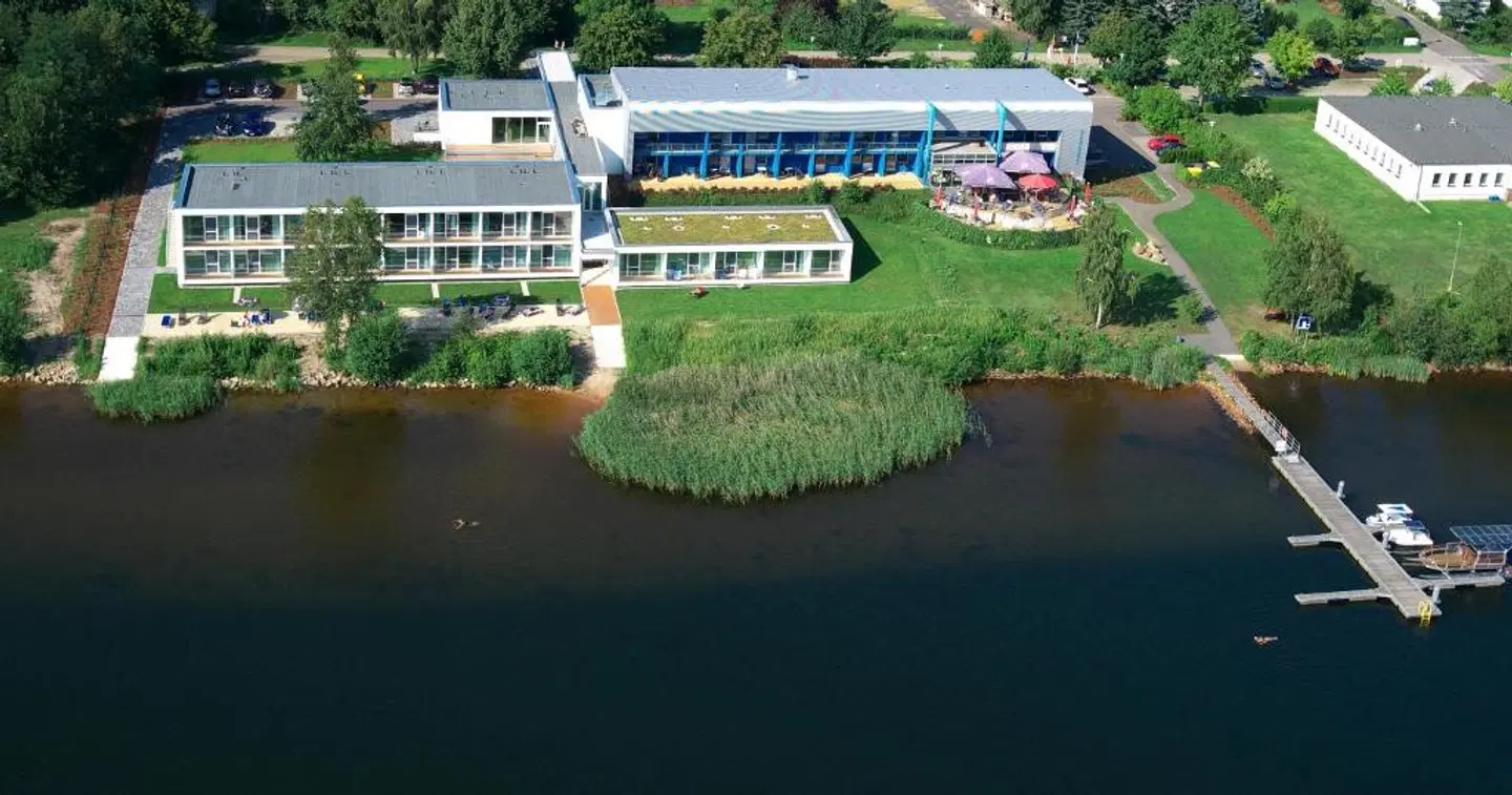 Strandhotel Senftenberger See Garten