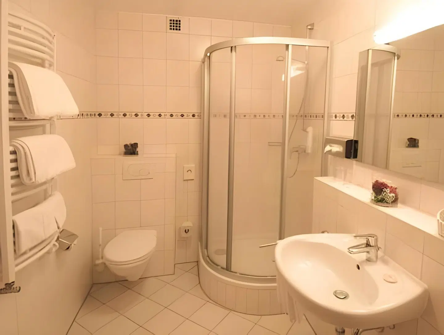 Schloss Hotel Herborn Badezimmer