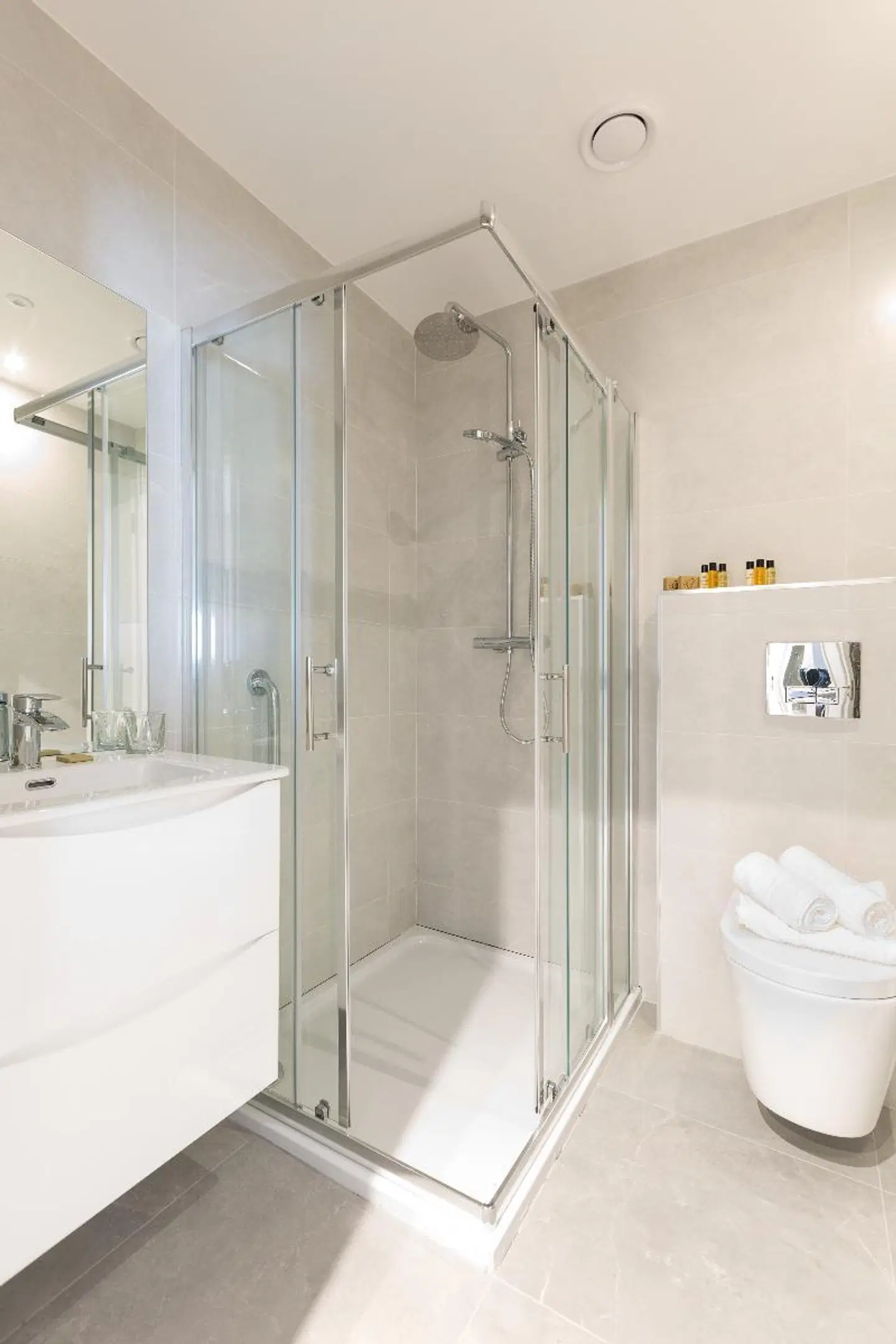 Castle Varagh Hotel & Bar Badezimmer