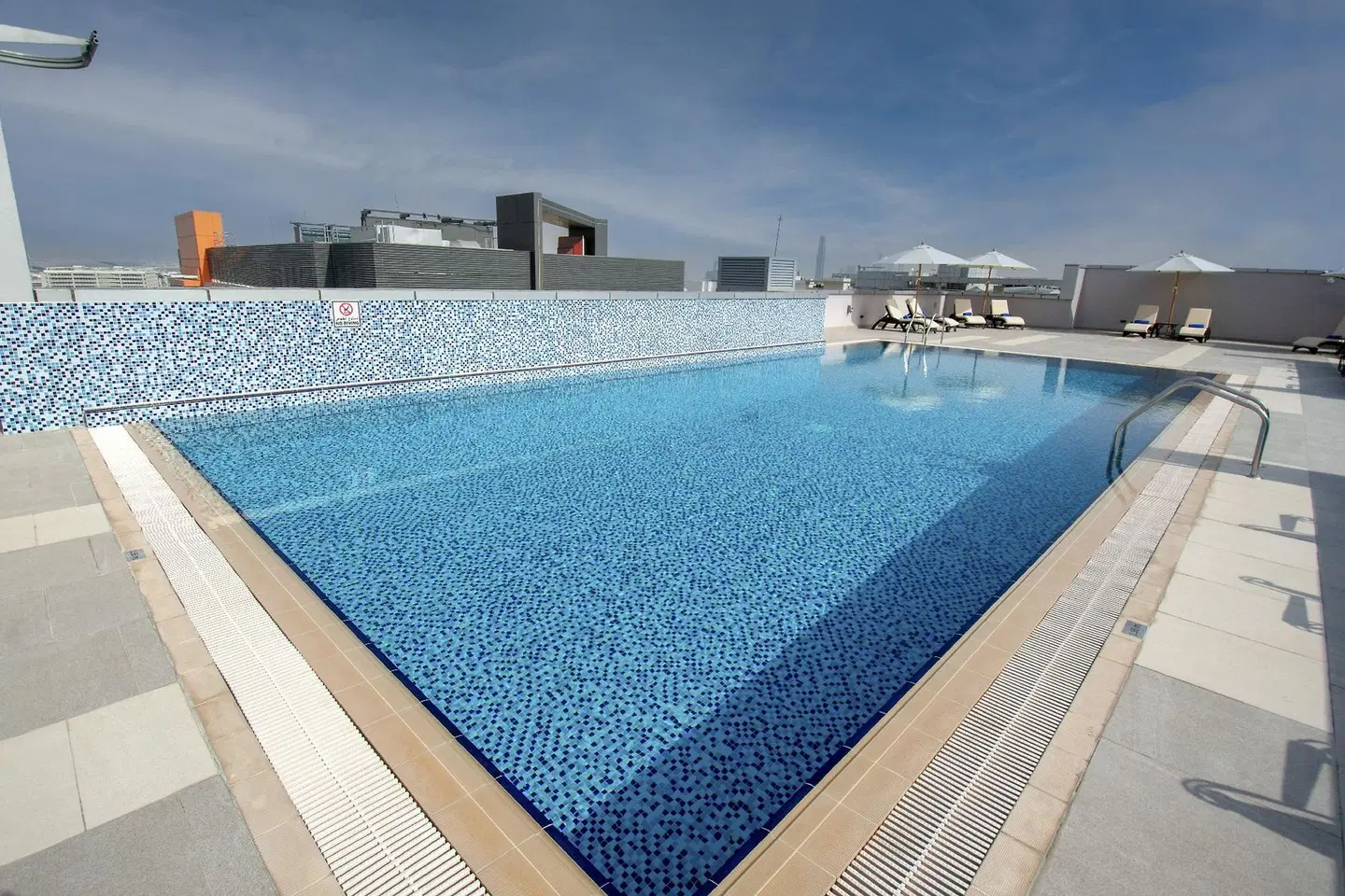 Jood Hotel Apartment OUTDOOR_POOL