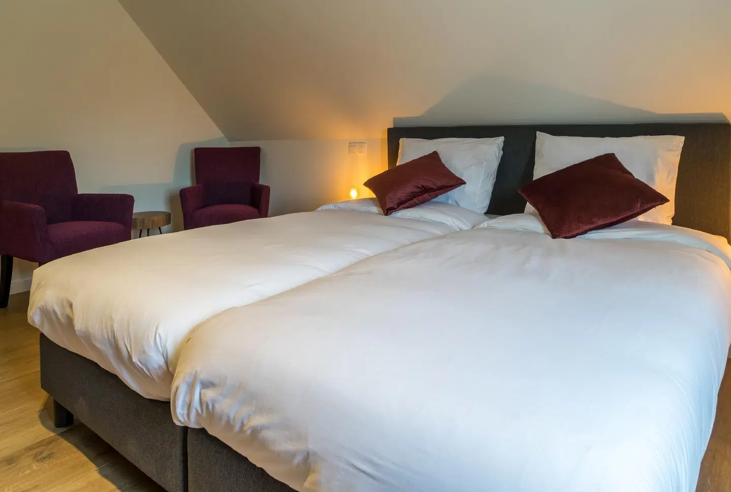 Hotel Huron ROOM_EXAMPLE