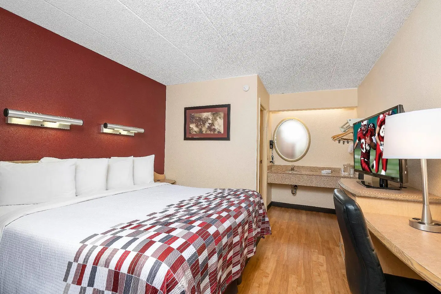 Red Roof Inn Louisville Fair and Expo ROOM_EXAMPLE