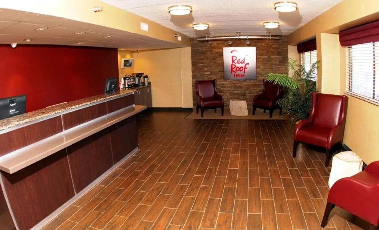 Red Roof Inn of Oxford Valley LOUNGE_LOBBY