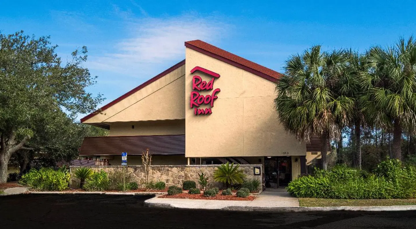 Red Roof Inn Jacksonville Airport EXTERIOR
