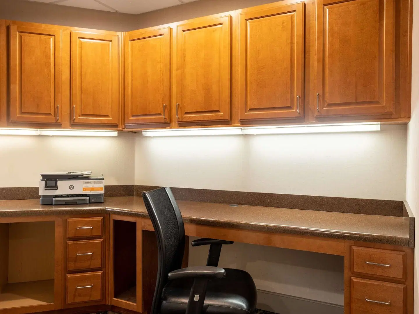 Hampton Inn & Suites Cedar Rapids ROOM_EXAMPLE