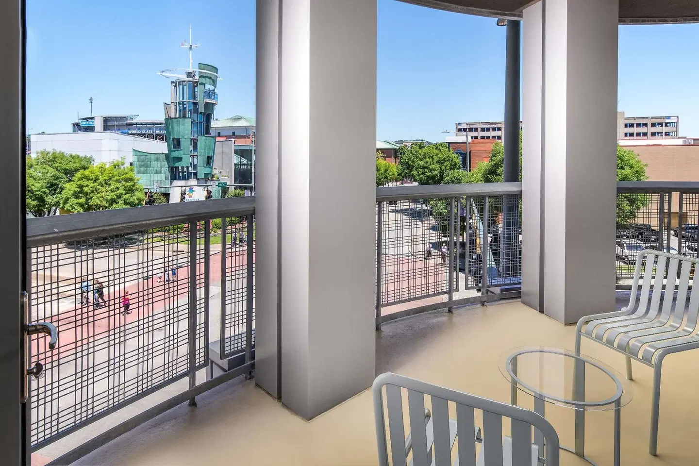 Hampton Inn & Suites Chattanooga/Downtown ROOM_EXAMPLE
