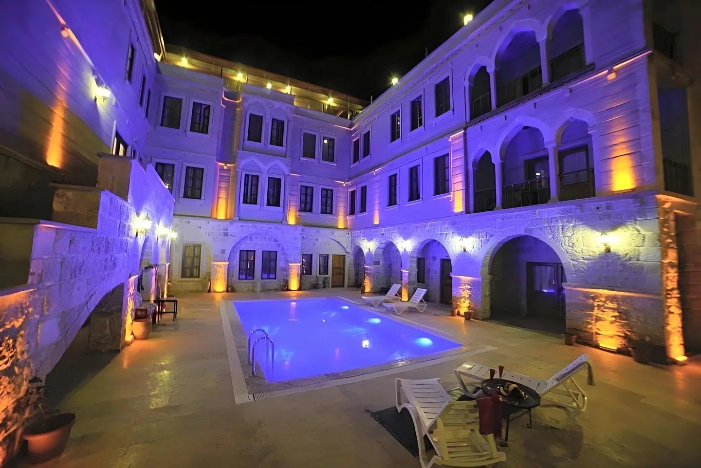 Grand Cappadocia Hotel Hallenbad