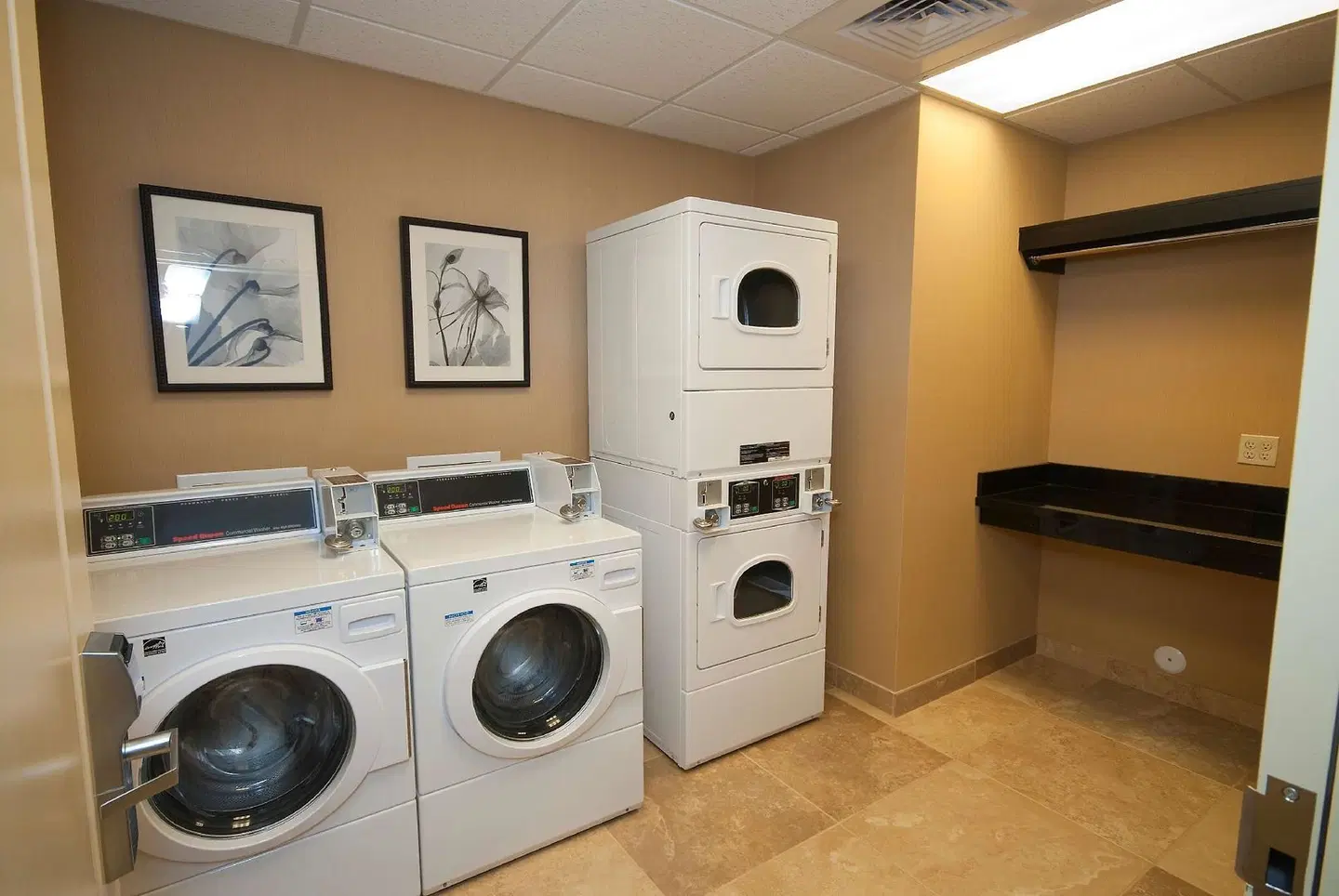 Hampton Inn & Suites Wichita-Northeast Badezimmer