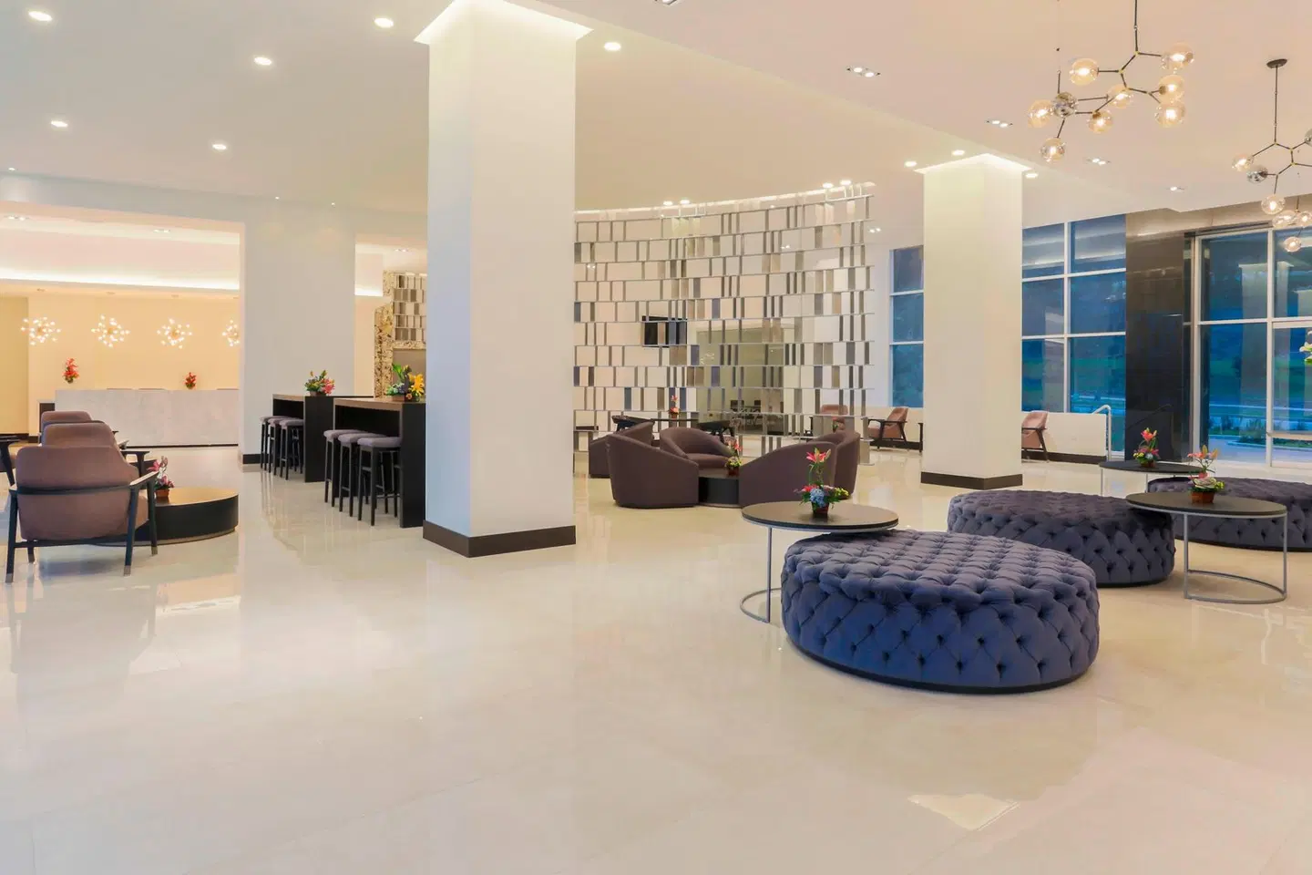 Four Points by Sheraton Cuenca LOUNGE_LOBBY