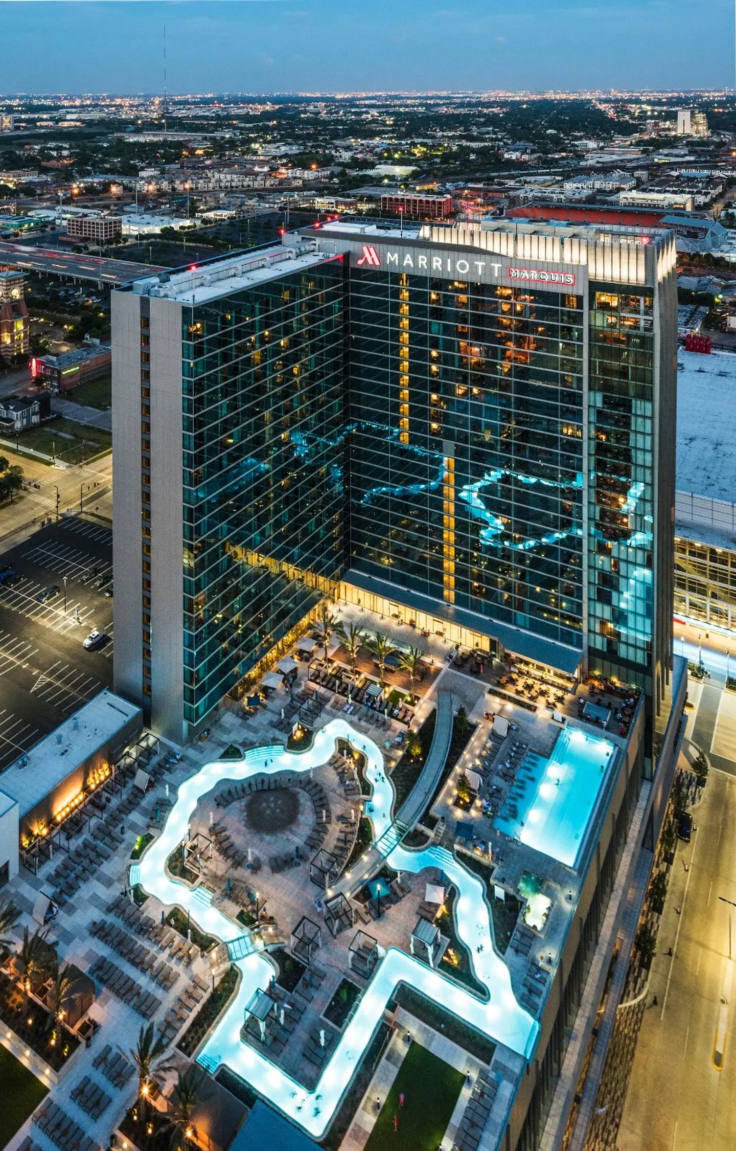 Marriott Marquis Houston EXTERIOR