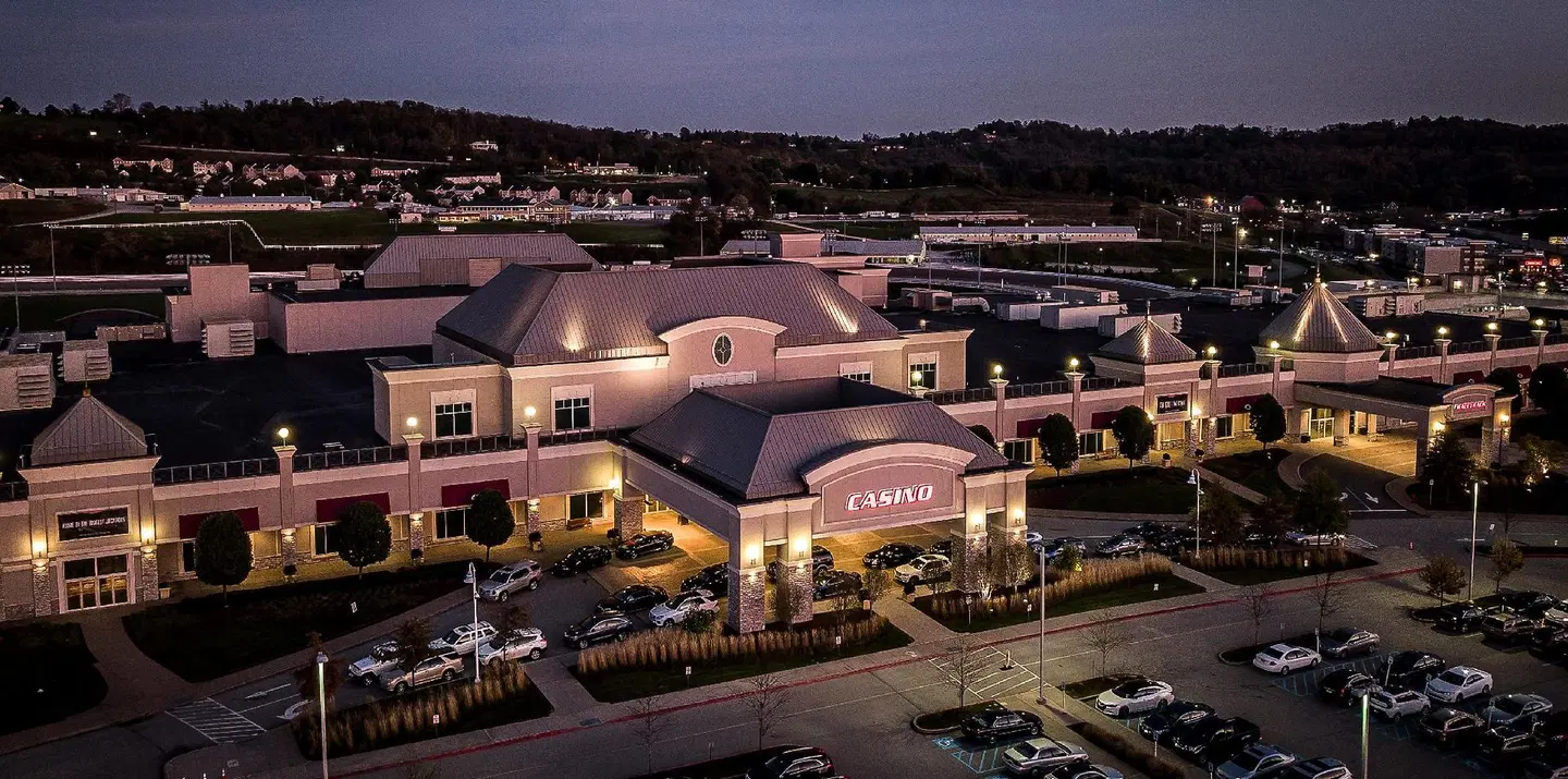 Hyatt Place at the Hollywood Casino/Pittsburgh South EXTERIOR