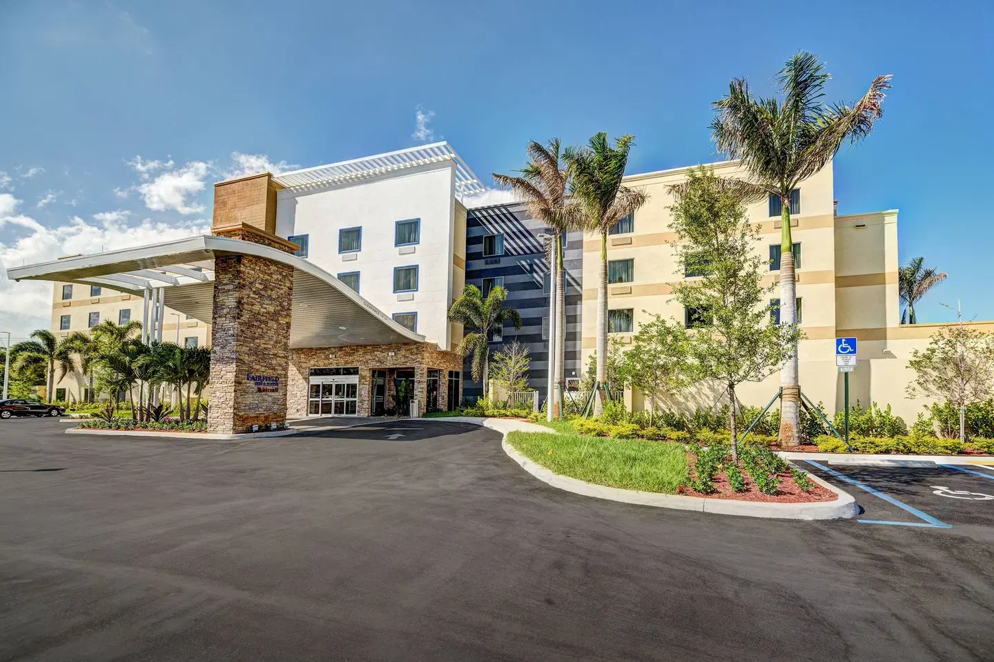 Fairfield by Marriott Inn & Suites Delray Beach I-95 EXTERIOR